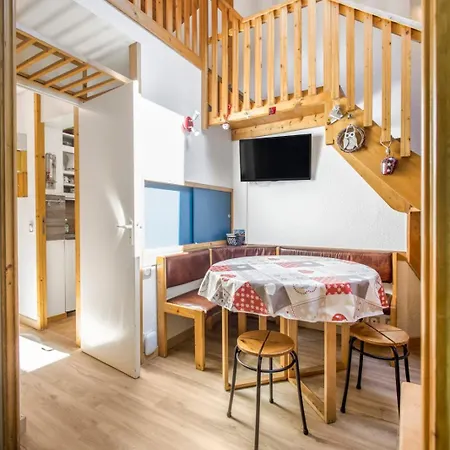 Creux De L'ours D174 - 5 Guests - In - Out Apartment